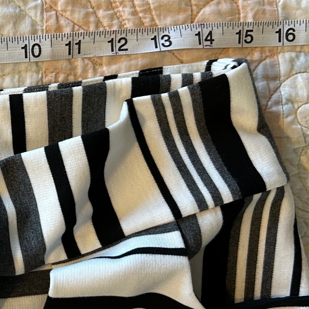 Women's cabi Grandstand Ponte Knit Black White Stripe Faux Wrap Pencil Skirt - Picture 14 of 16